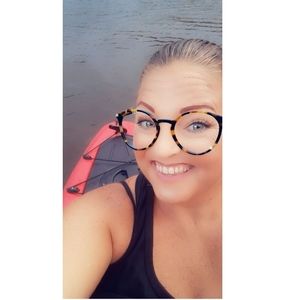 Meet your Posher, Keri